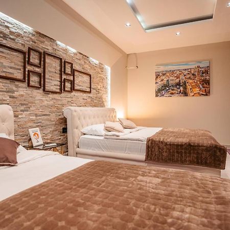 Magico Rooms & Apartments Nisz Zewnętrze zdjęcie